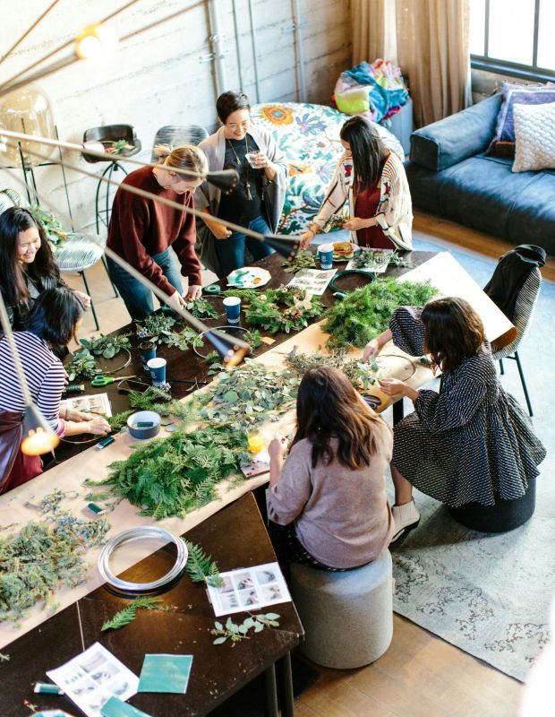 meeting professionnel dans une maison conviviale